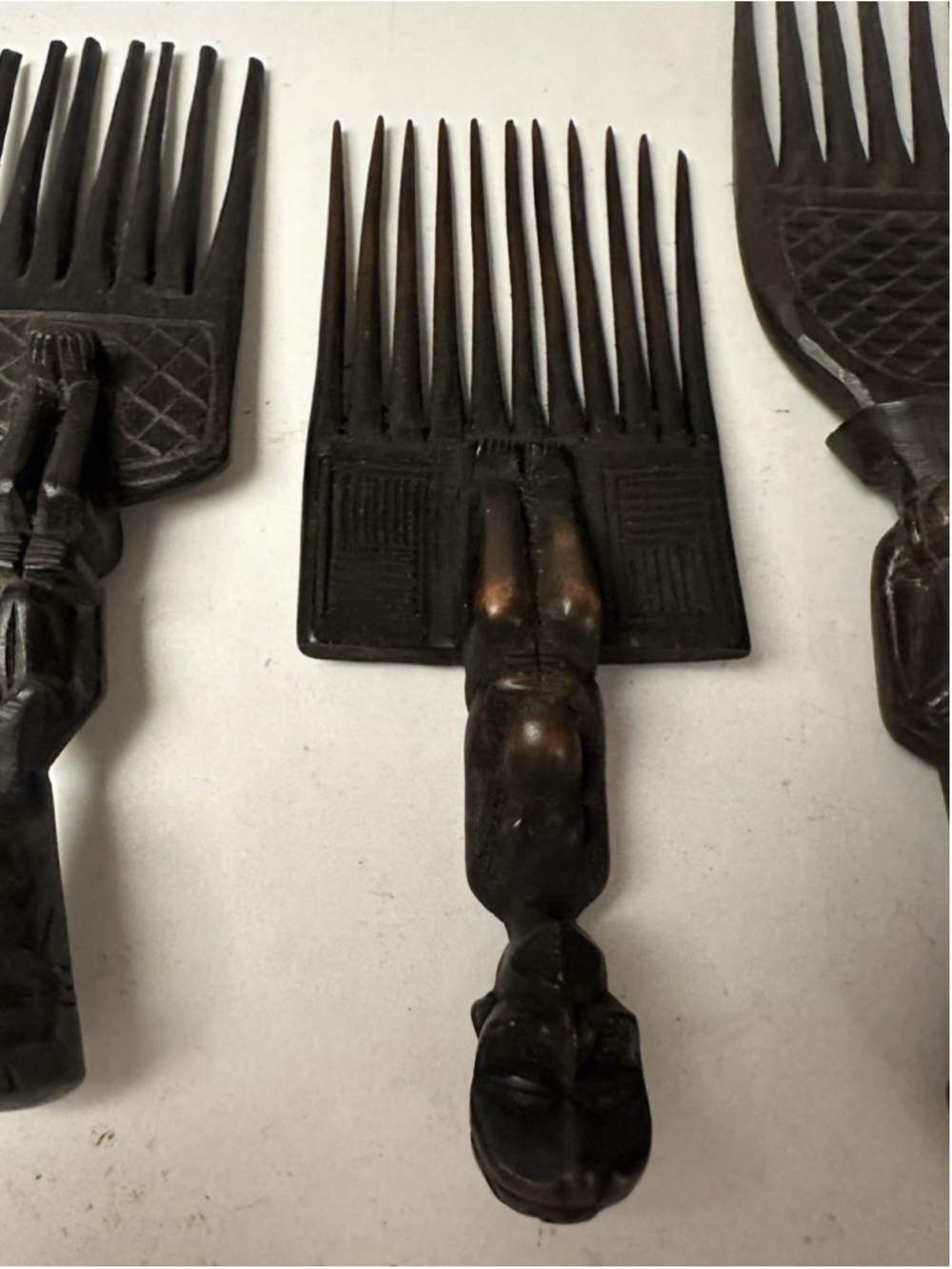 Vintage Hand Carved Wooden African Afro Pick Hair Combs Tribal Figures Lot of 3 - Picture 3 of 5